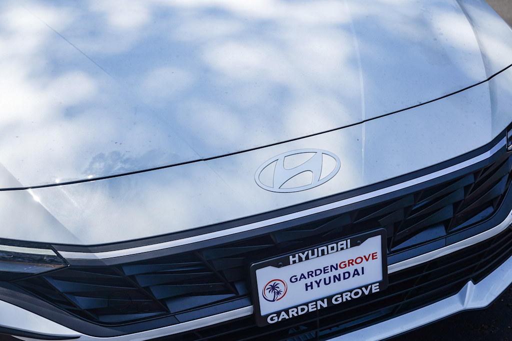 Thumbnail: 2026 Hyundai Elantra - 17