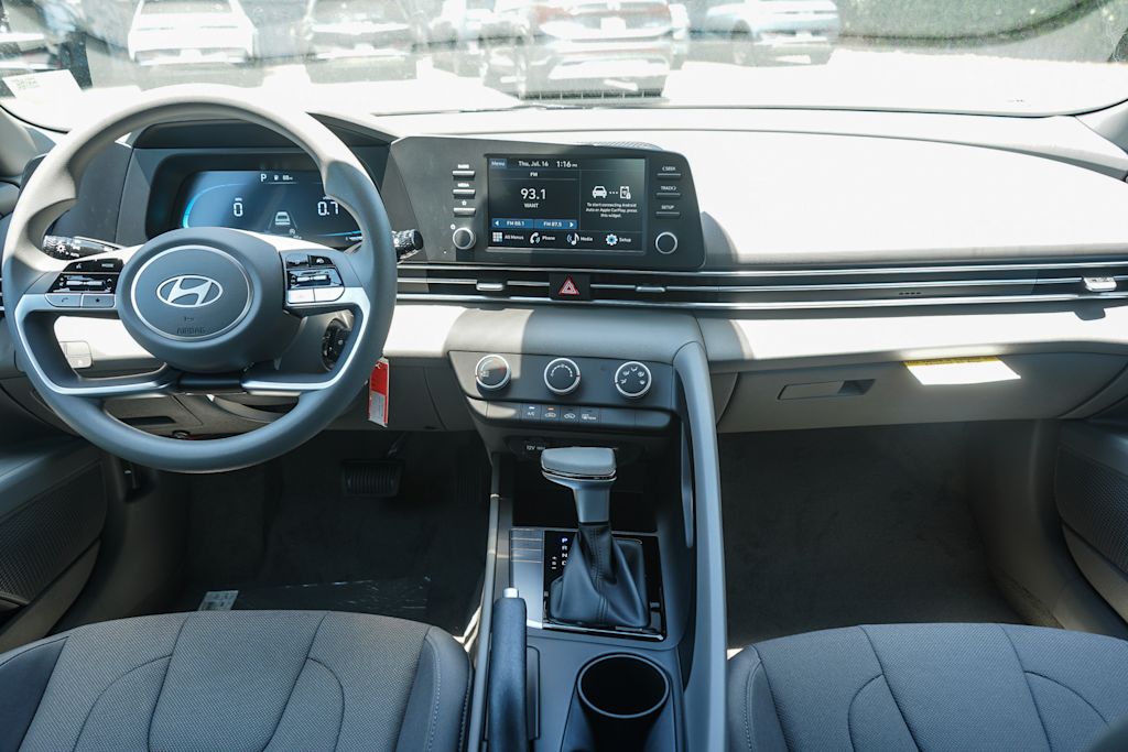 Thumbnail: 2026 Hyundai Elantra - 2