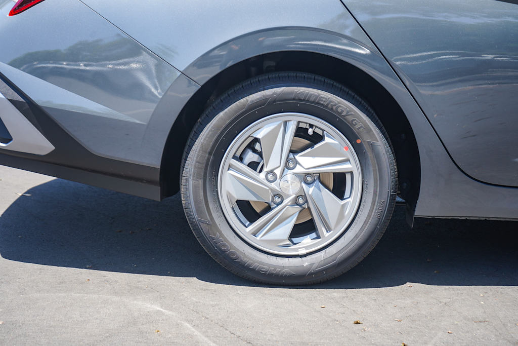 Thumbnail: 2026 Hyundai Elantra - 5
