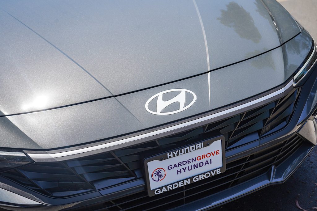 Thumbnail: 2026 Hyundai Elantra - 18
