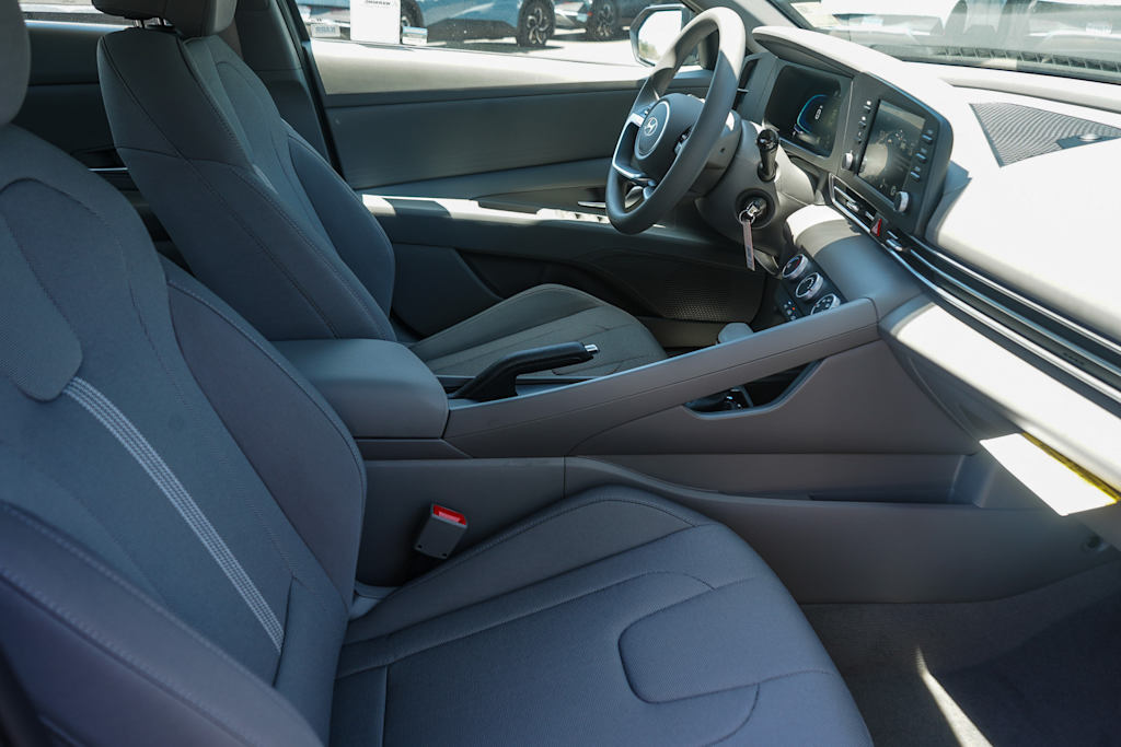Thumbnail: 2026 Hyundai Elantra - 7