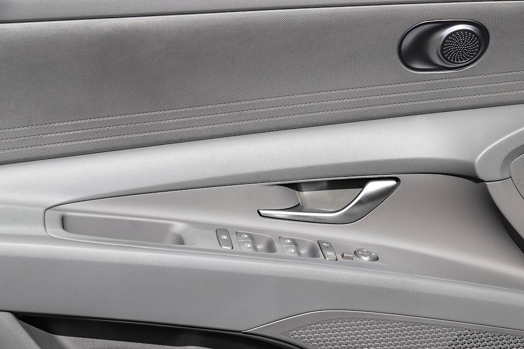Thumbnail: 2026 Hyundai Elantra - 25