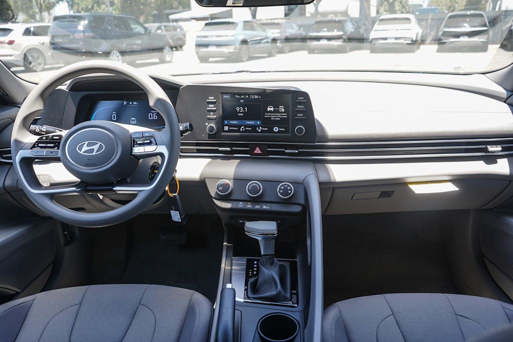 Thumbnail: 2026 Hyundai Elantra - 2