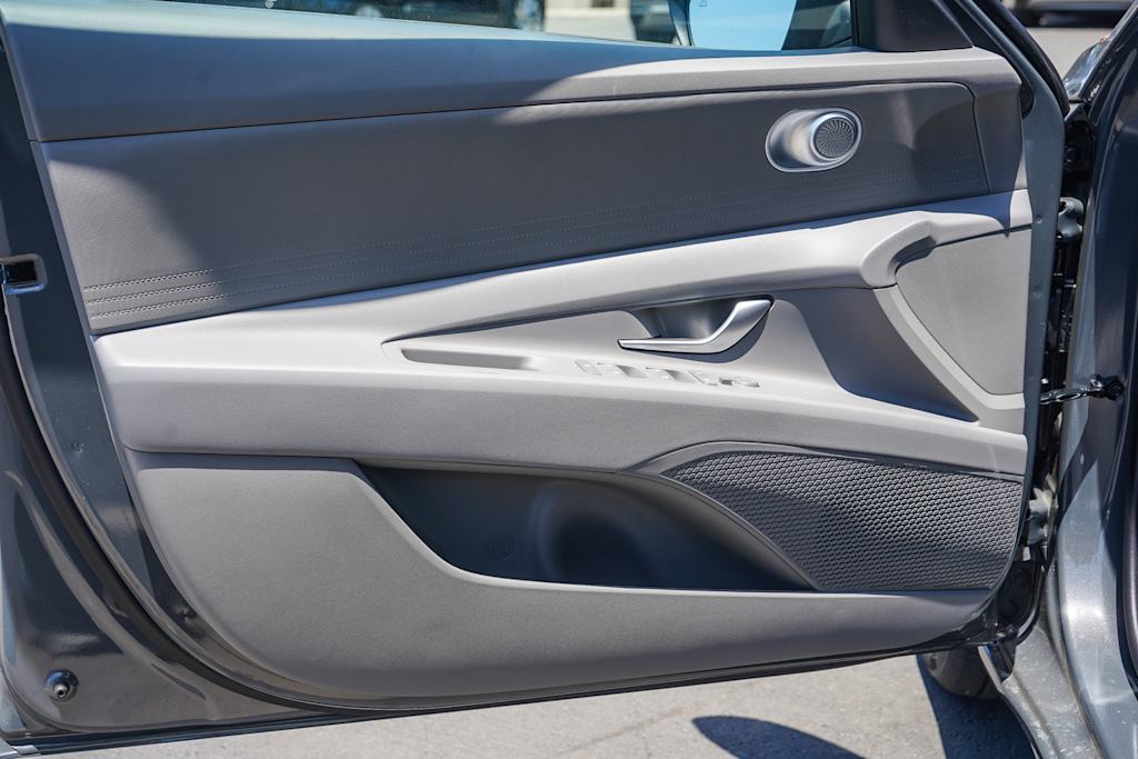 Thumbnail: 2026 Hyundai Elantra - 20