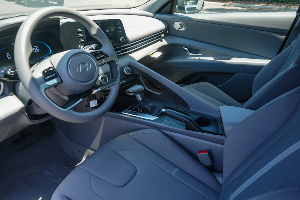 Thumbnail: 2026 Hyundai Elantra - 11