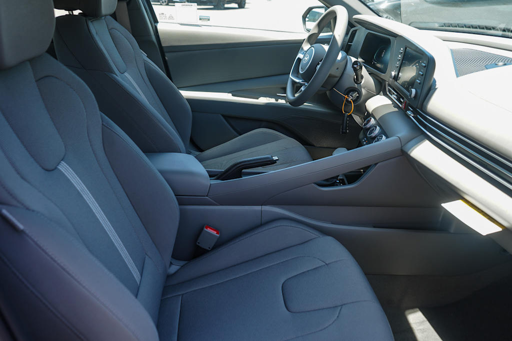 Thumbnail: 2026 Hyundai Elantra - 9