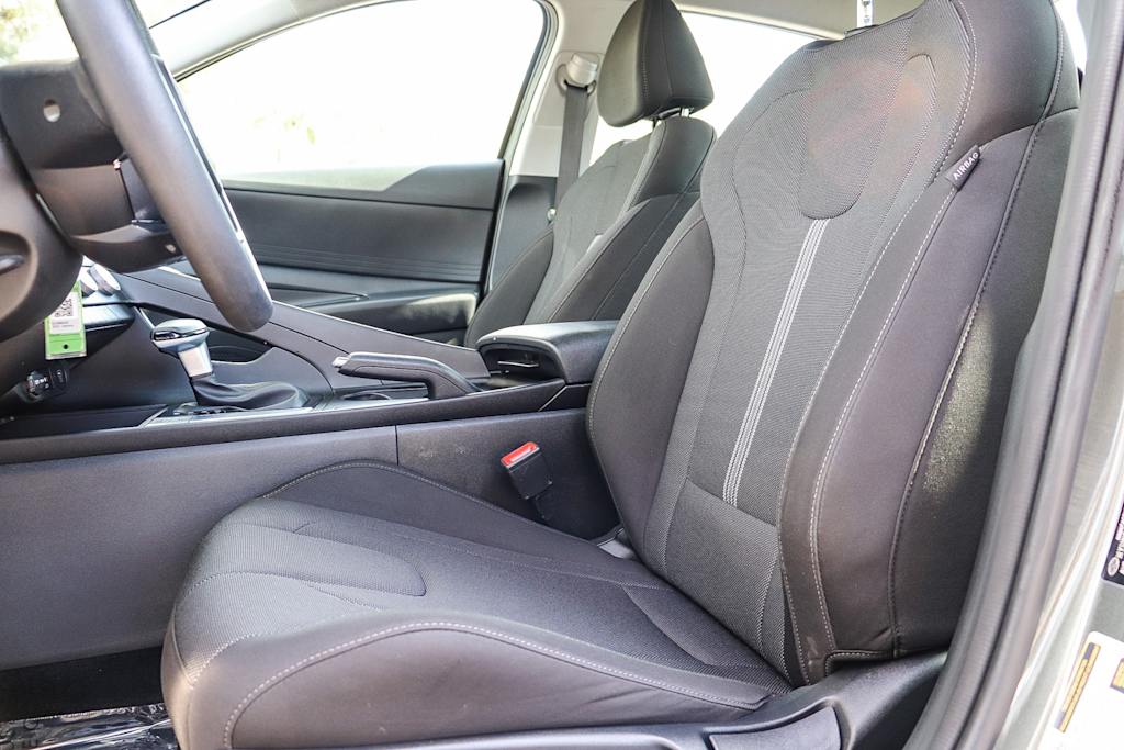Thumbnail: 2025 Hyundai Elantra - 8