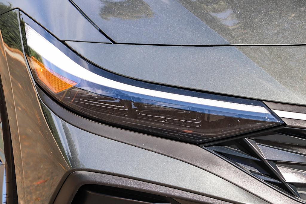 Thumbnail: 2025 Hyundai Elantra - 12