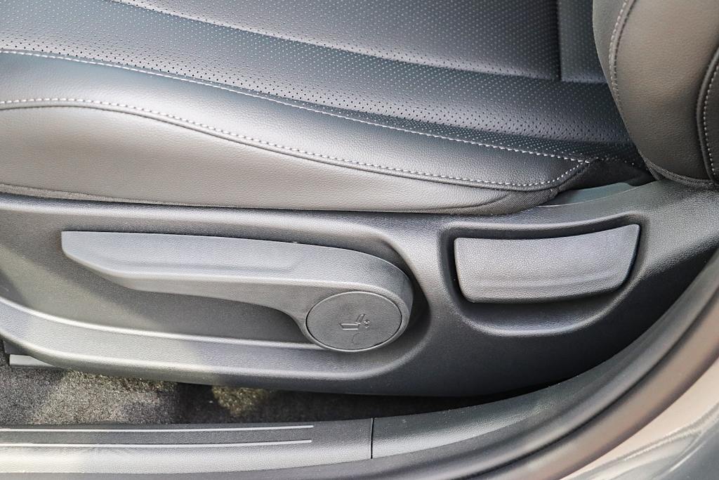 Thumbnail: 2026 Hyundai Elantra - 18