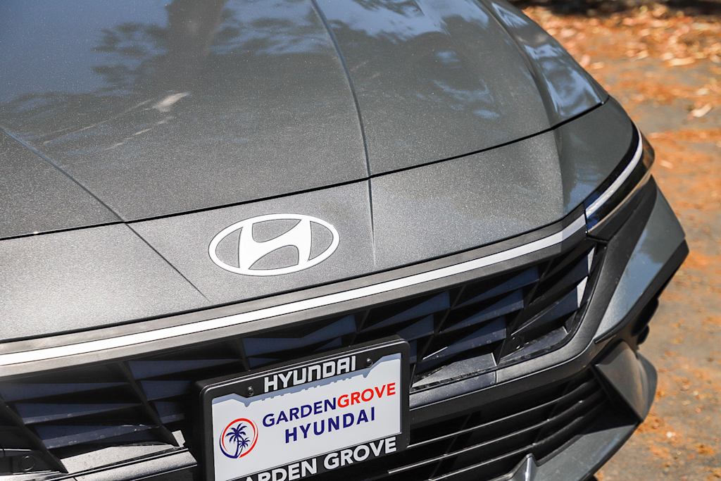 Thumbnail: 2026 Hyundai Elantra - 18