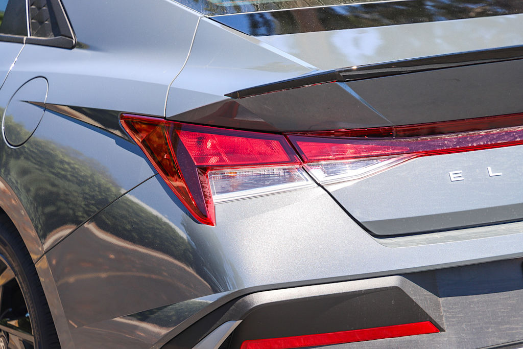 Thumbnail: 2026 Hyundai Elantra - 20