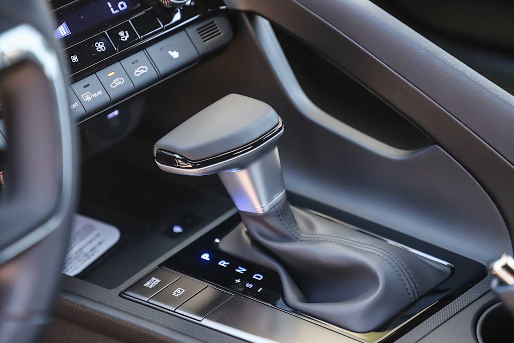 Thumbnail: 2026 Hyundai Elantra - 14