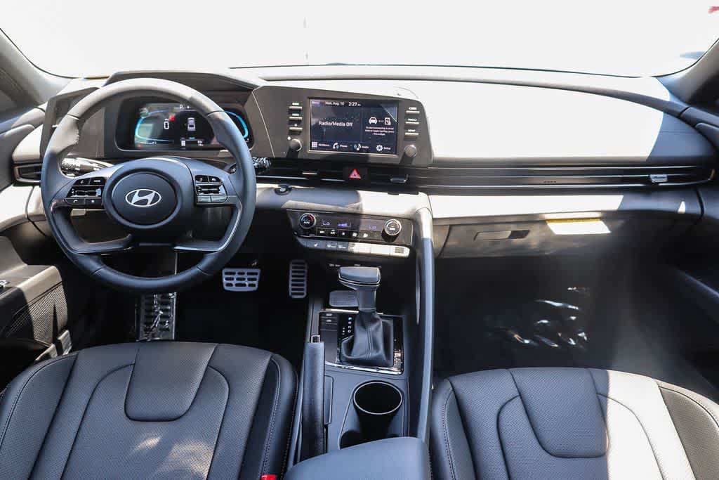 Thumbnail: 2026 Hyundai Elantra - 2