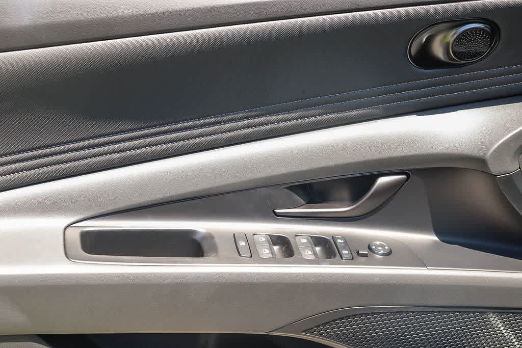 Thumbnail: 2026 Hyundai Elantra - 24
