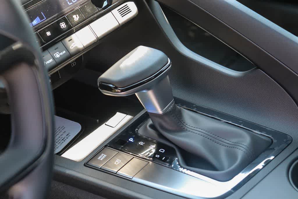 Thumbnail: 2026 Hyundai Elantra - 23