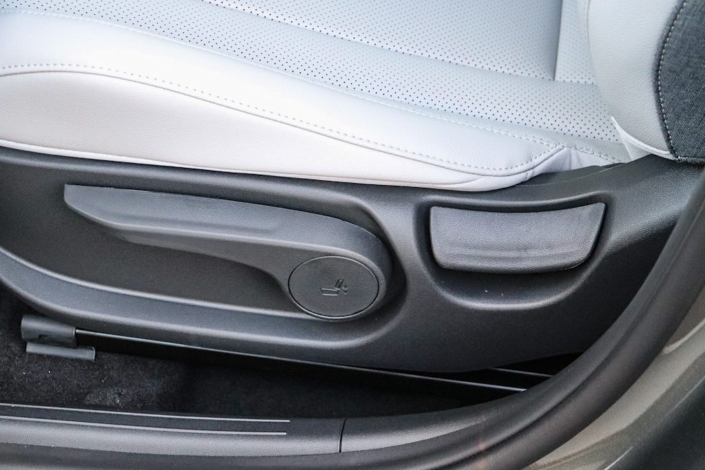 Thumbnail: 2026 Hyundai Elantra - 23