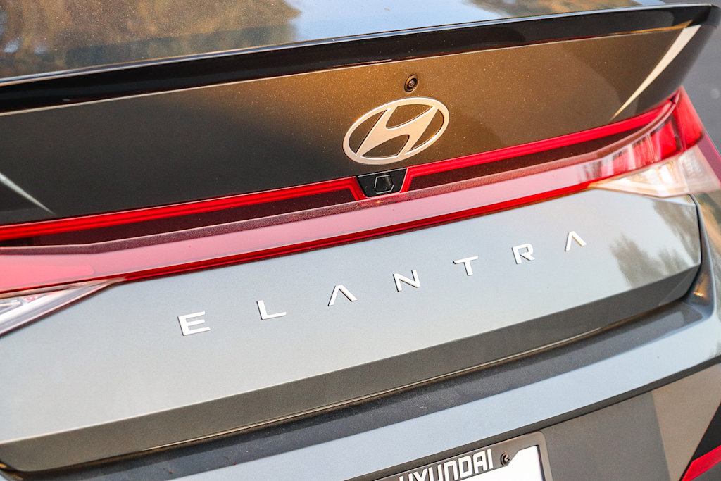 Thumbnail: 2026 Hyundai Elantra - 20