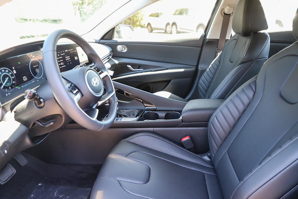 Thumbnail: 2026 Hyundai Elantra - 11