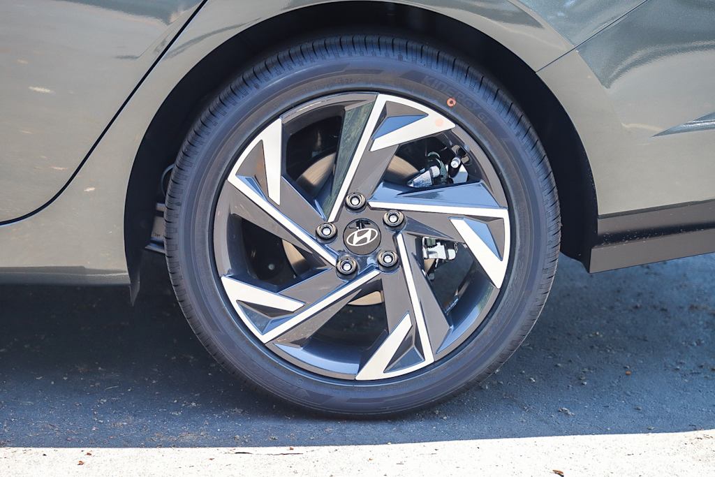 Thumbnail: 2026 Hyundai Elantra - 23