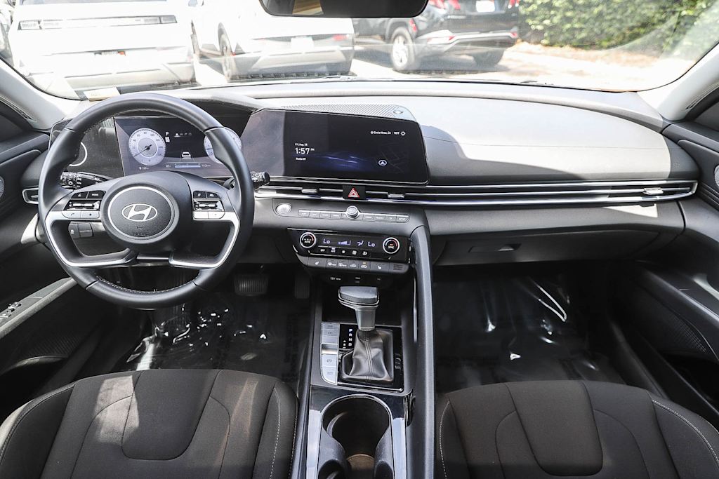Thumbnail: 2024 Hyundai Elantra - 2
