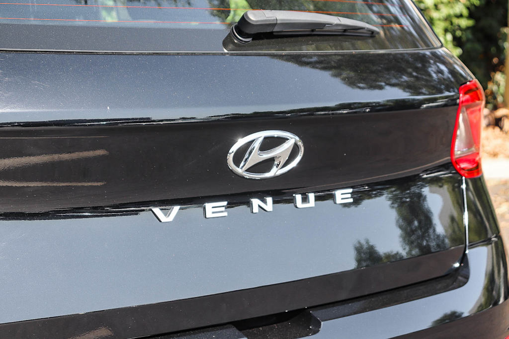 Thumbnail: 2023 Hyundai Venue - 6