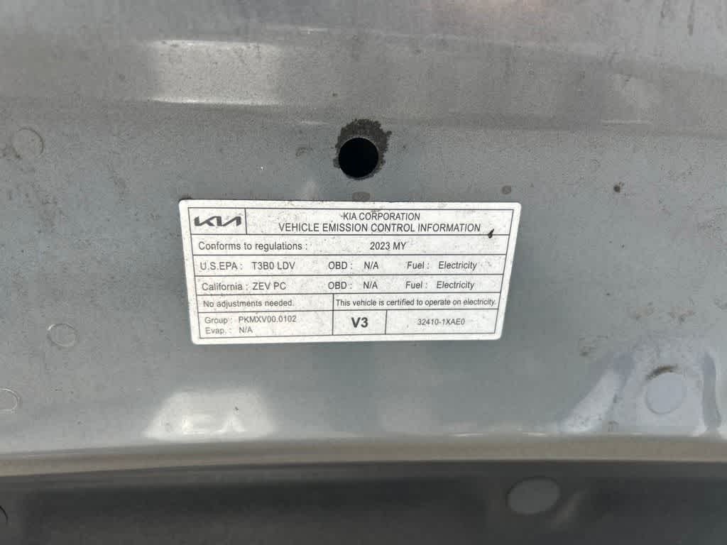 Thumbnail: 2023 Kia EV6 - 8