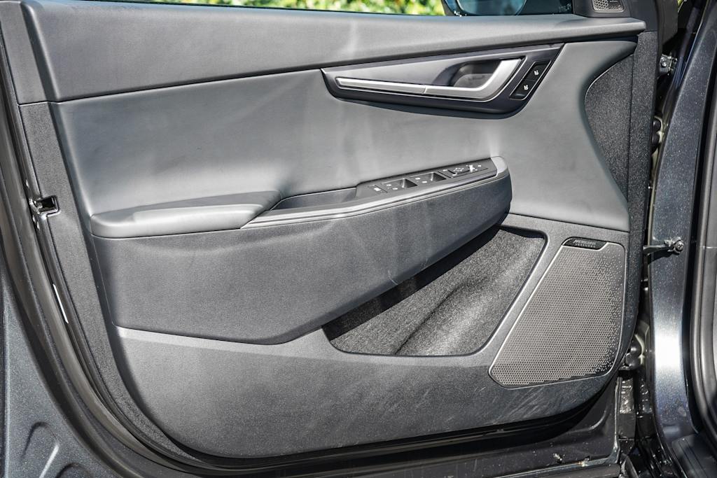 Thumbnail: 2024 Kia EV6 - 24