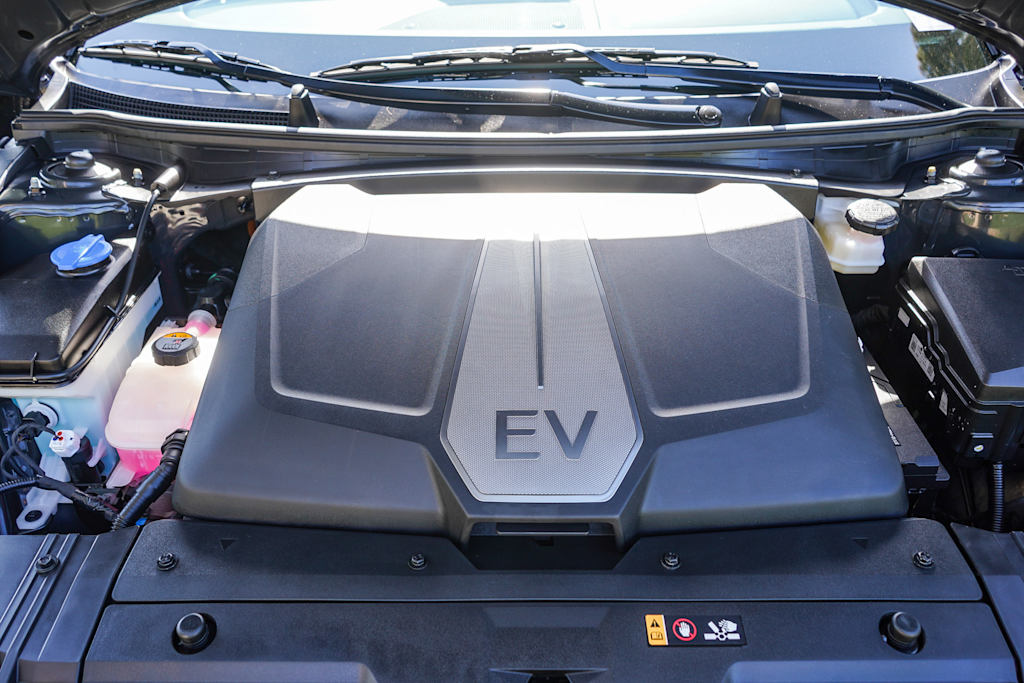 Thumbnail: 2024 Kia EV6 - 8