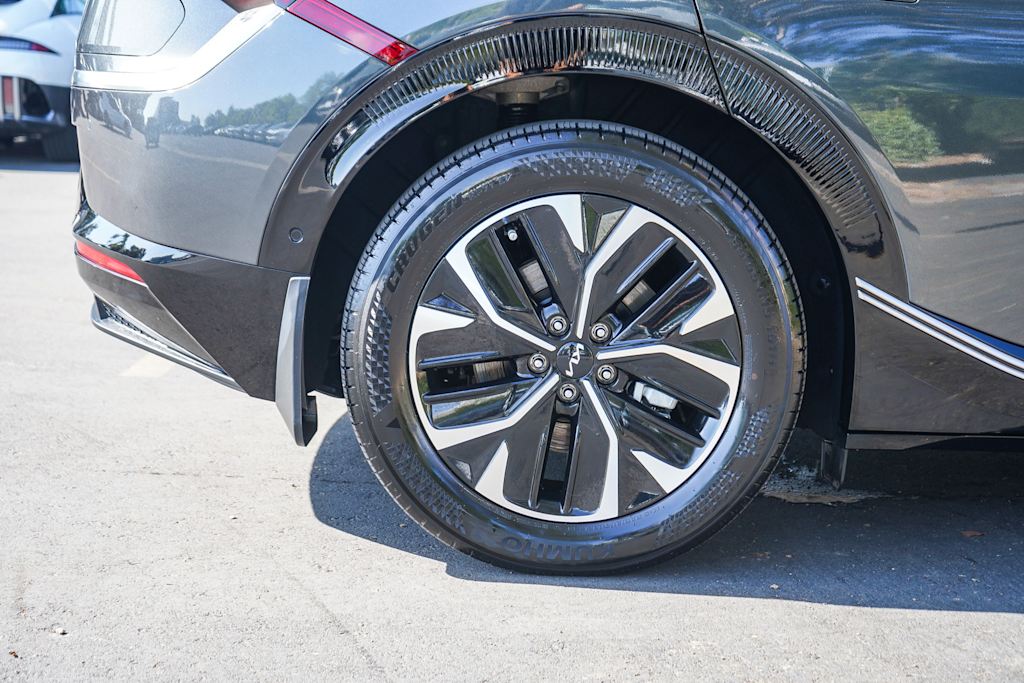 Thumbnail: 2024 Kia EV6 - 7