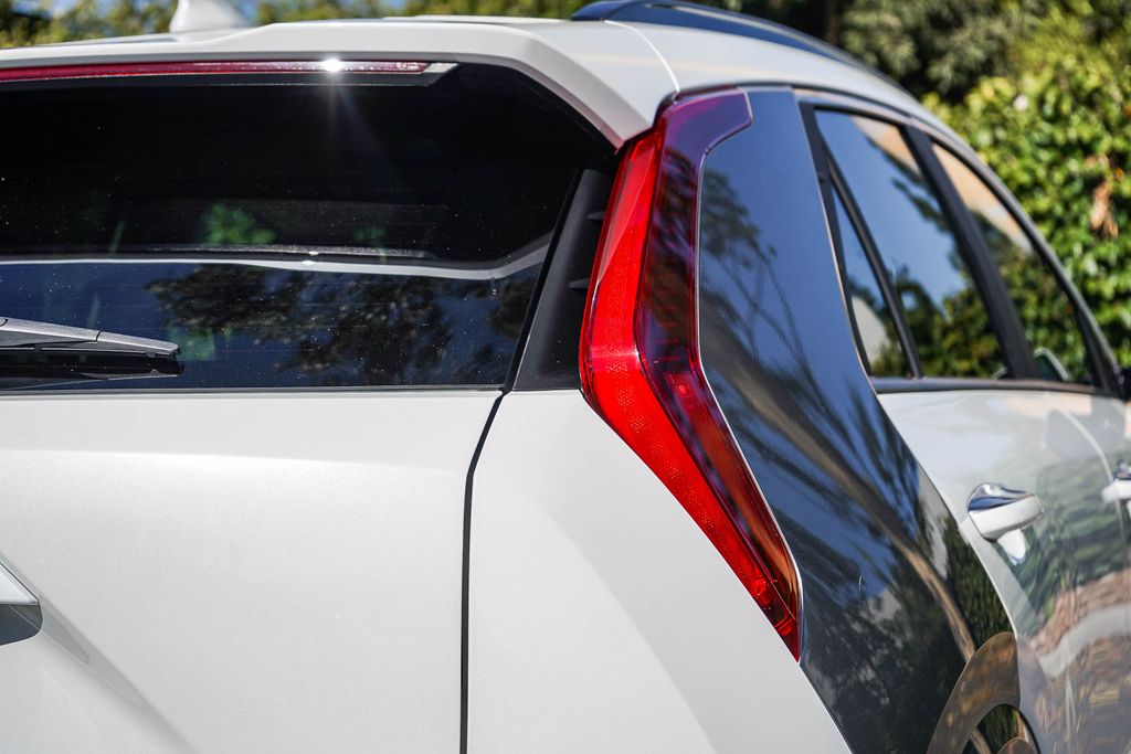 Thumbnail: 2024 Kia Niro - 19