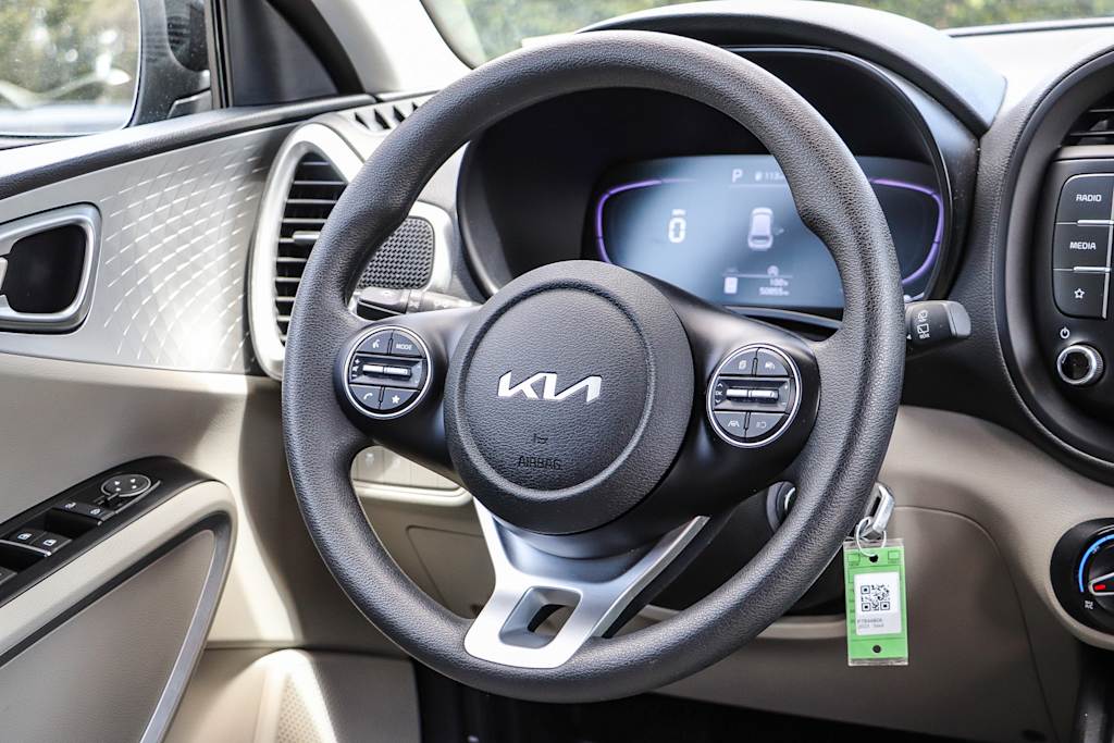Thumbnail: 2023 Kia Soul - 9