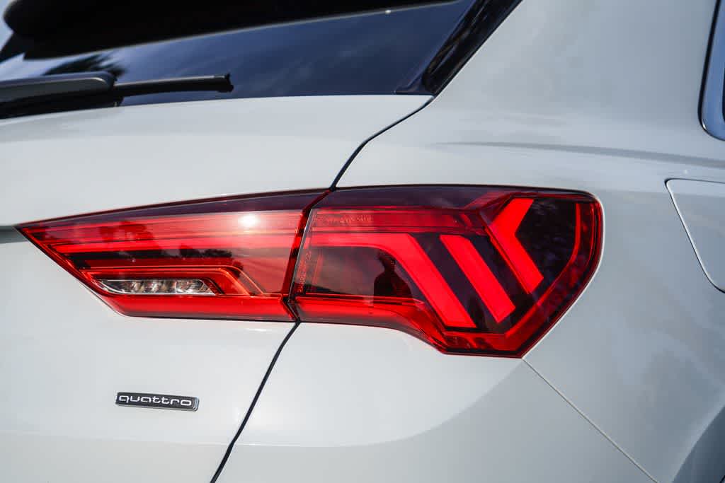 Thumbnail: 2023 Audi Q3 - 20