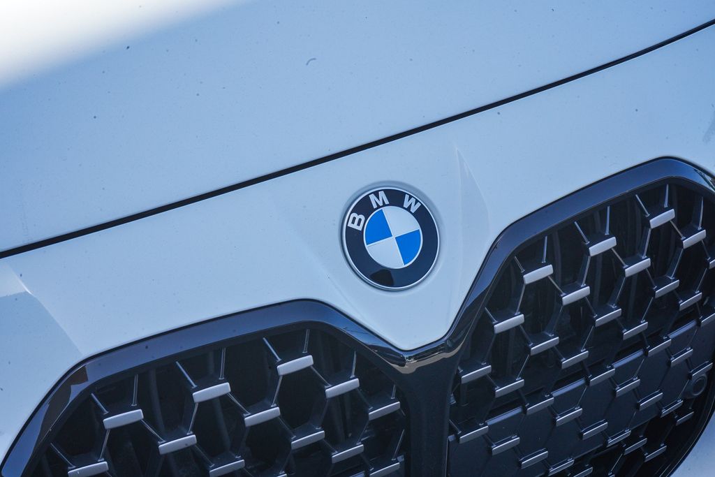 Thumbnail: 2024 BMW 4 Series - 6