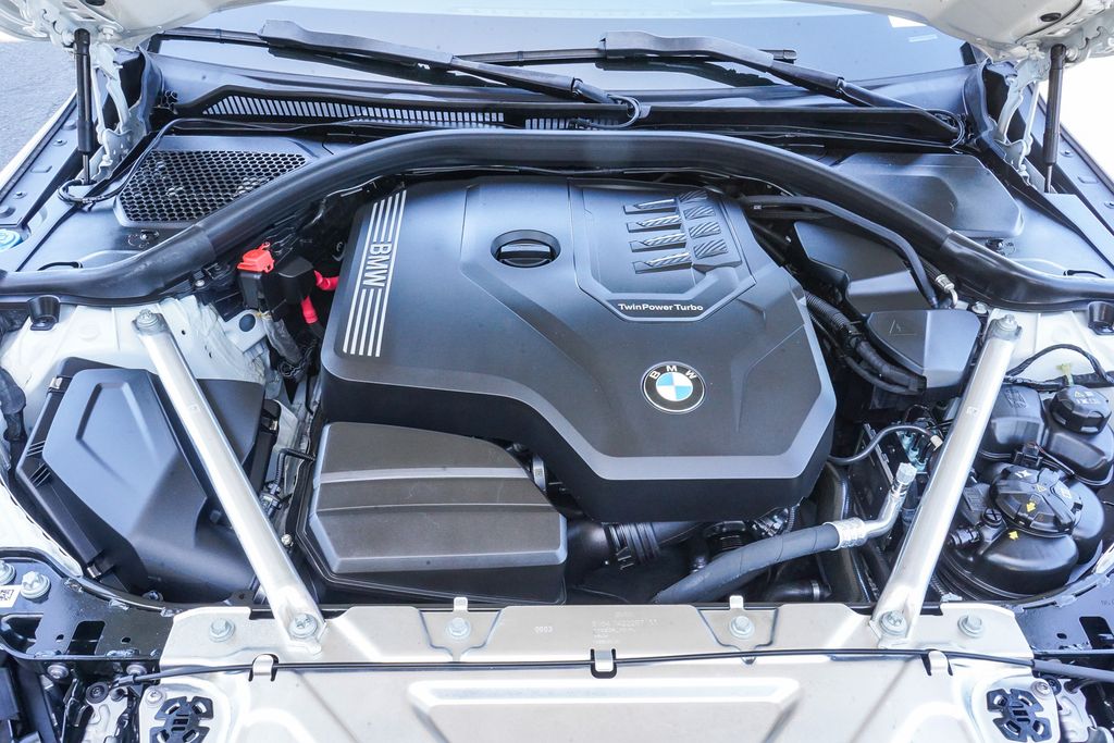 Thumbnail: 2024 BMW 4 Series - 8