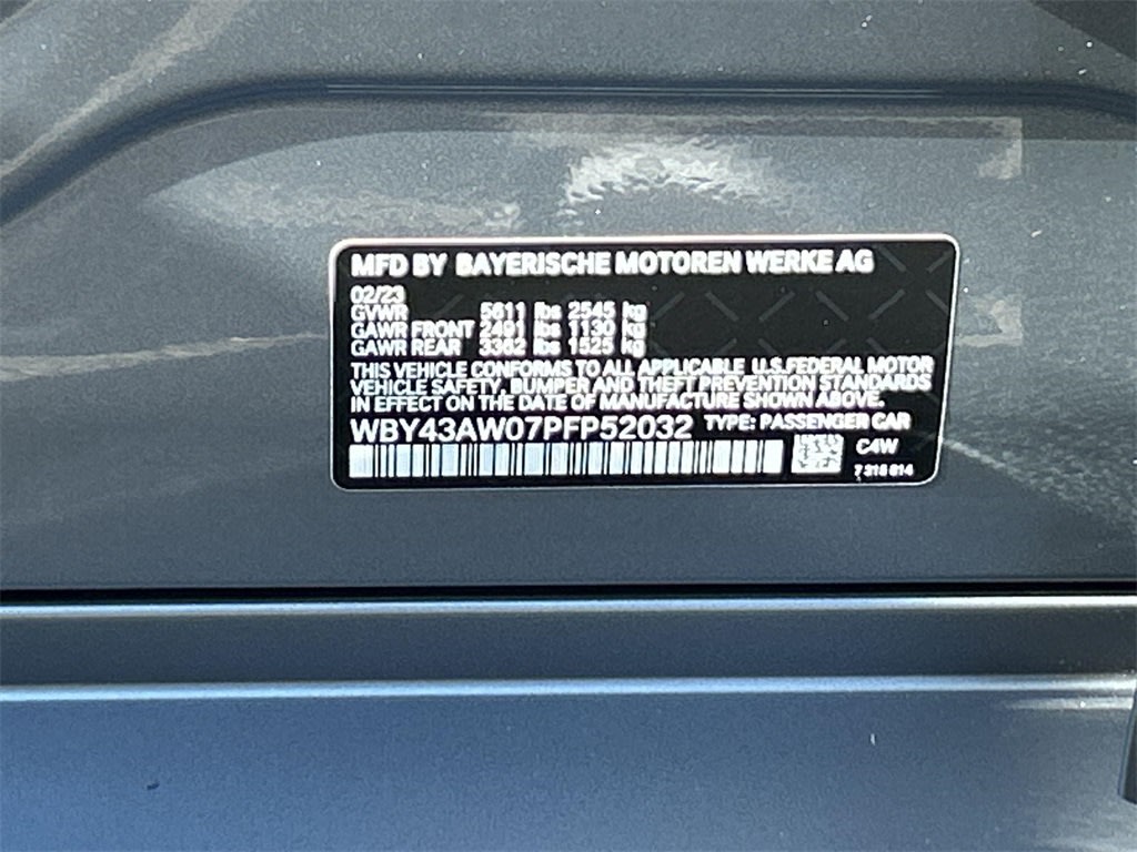 Thumbnail: 2023 BMW i4 - 30