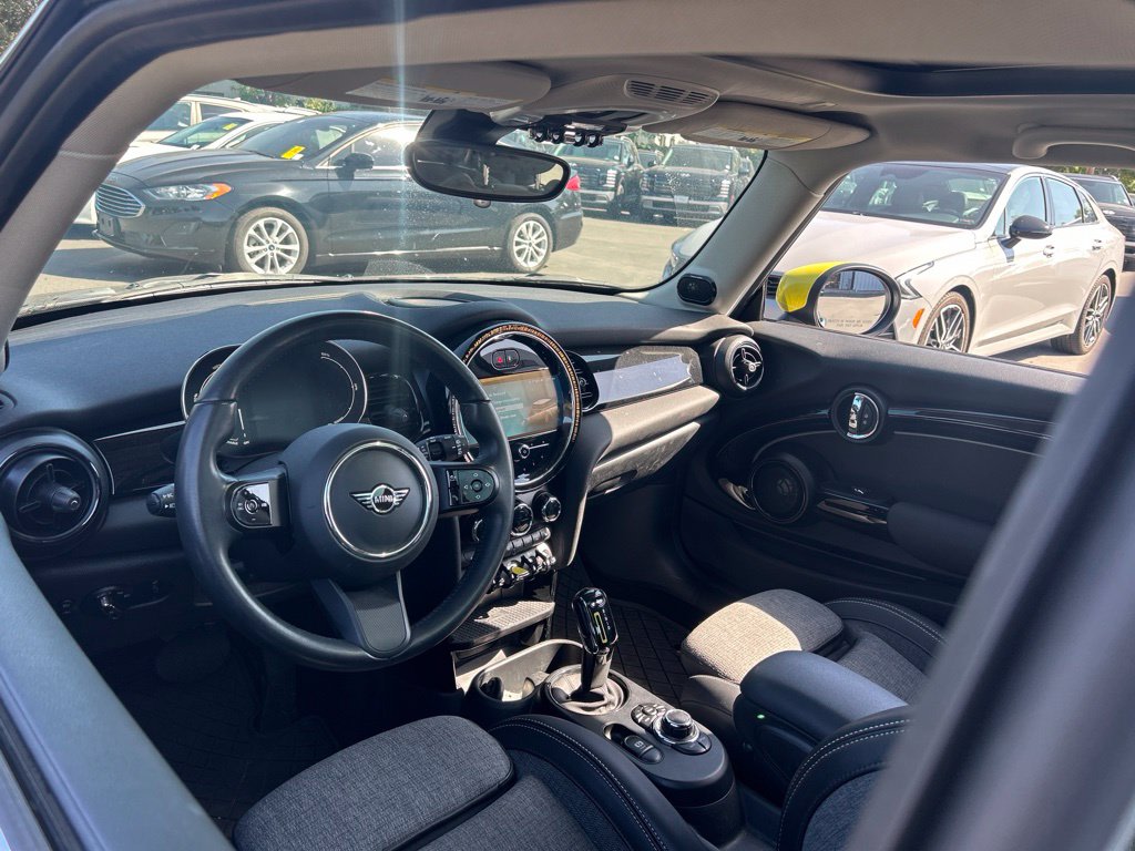 Thumbnail: 2023 MINI Cooper - 2