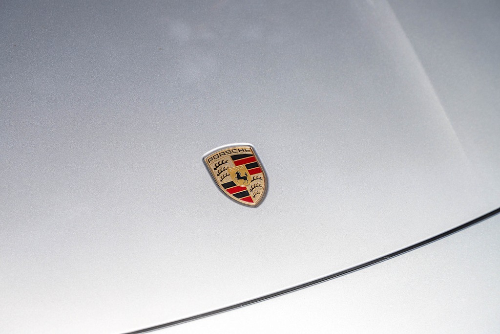 Thumbnail: 2022 Porsche Taycan - 15
