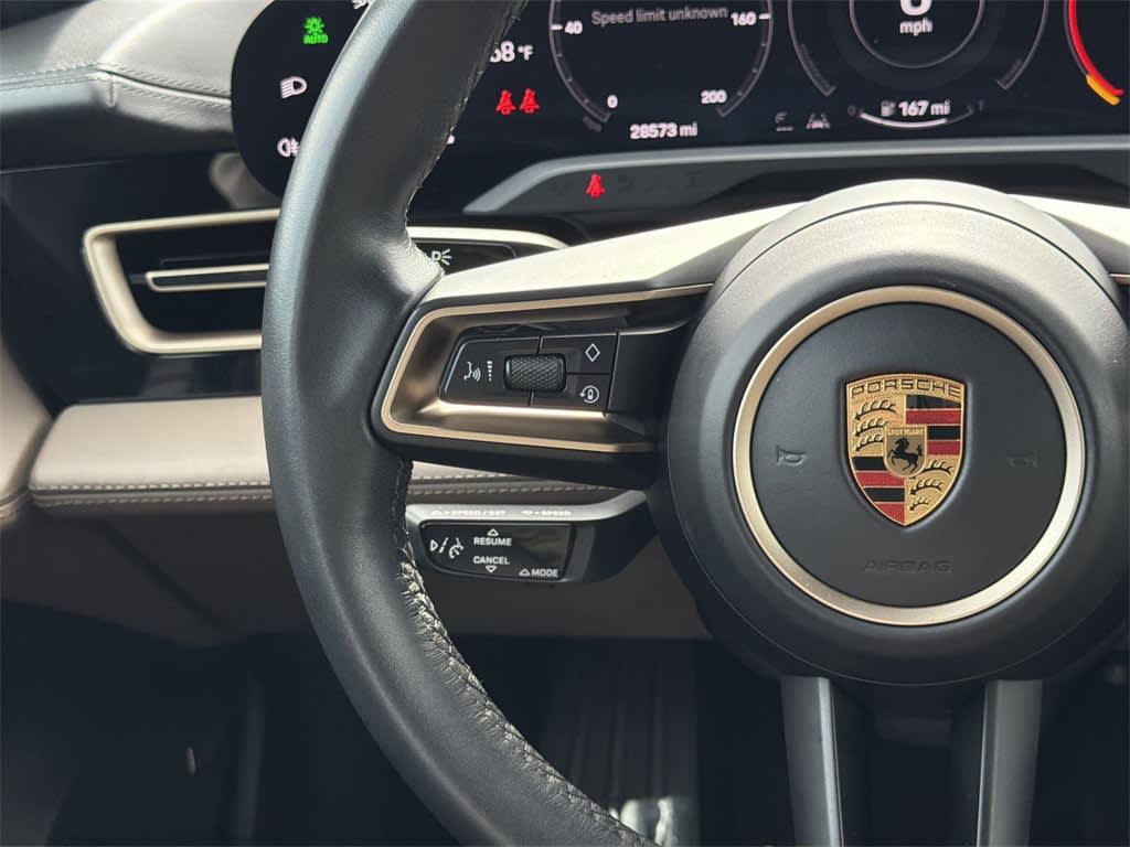 Thumbnail: 2022 Porsche Taycan - 22