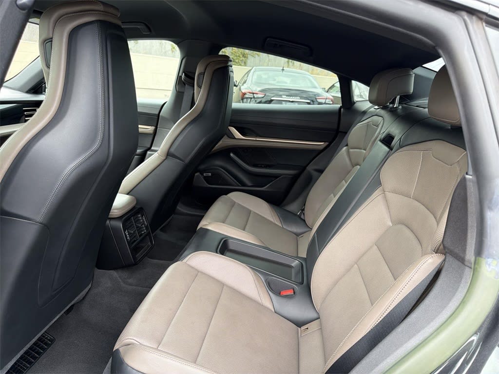 Thumbnail: 2022 Porsche Taycan - 11