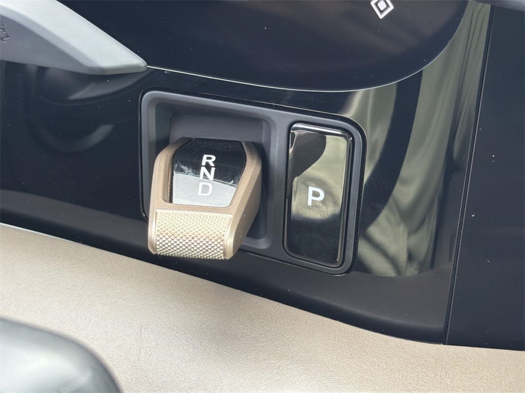 Thumbnail: 2022 Porsche Taycan - 25