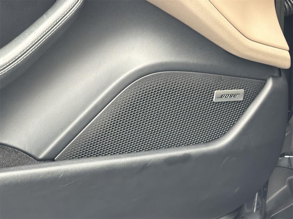 Thumbnail: 2022 Porsche Taycan - 31