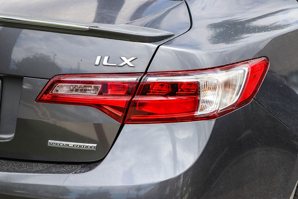 Thumbnail: 2018 Acura ILX - 8