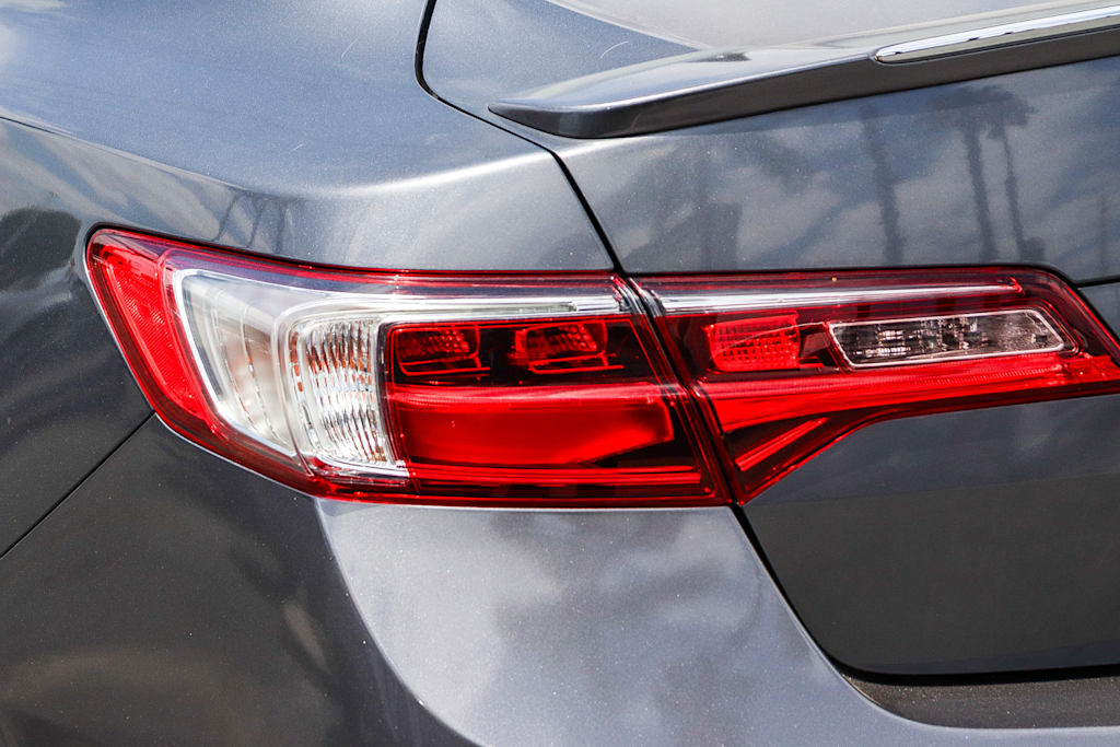 Thumbnail: 2018 Acura ILX - 20