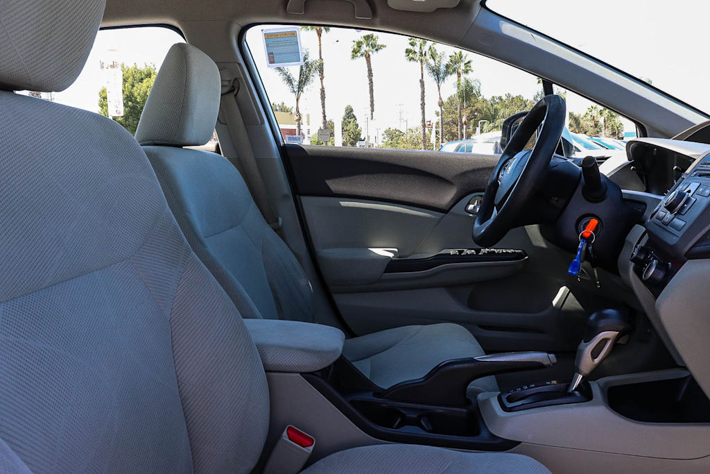 Thumbnail: 2012 Honda Civic - 10