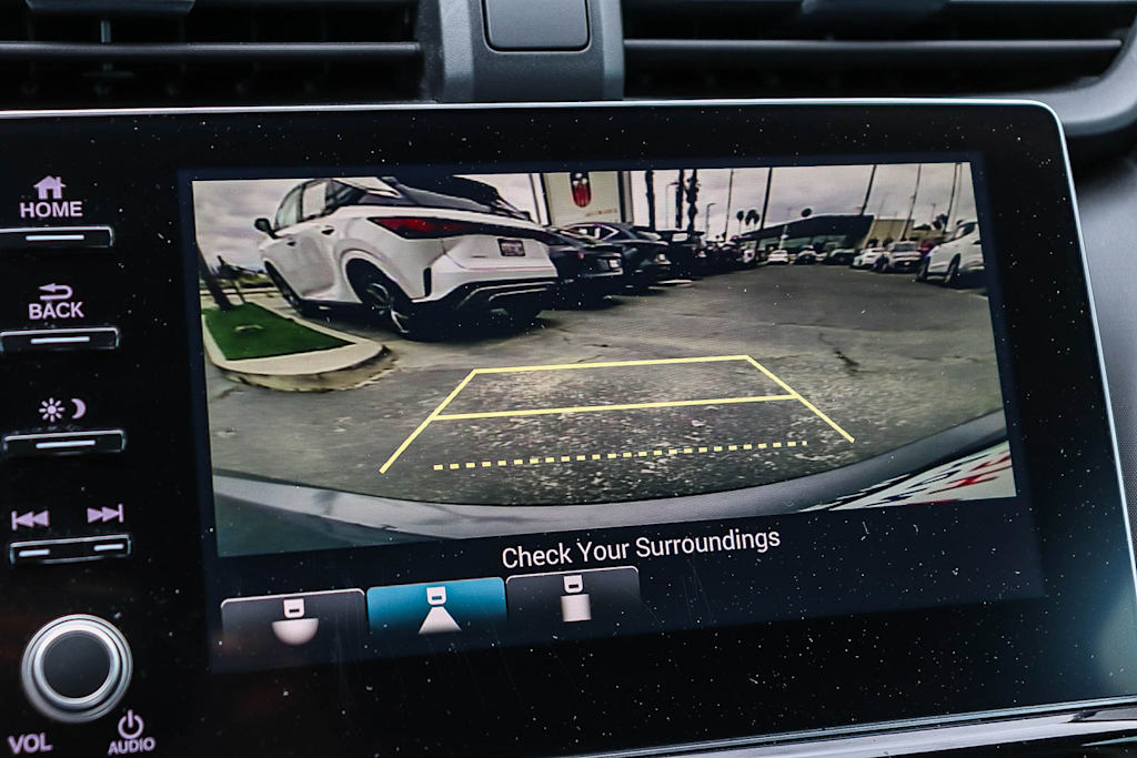 Thumbnail: 2019 Honda Insight - 30