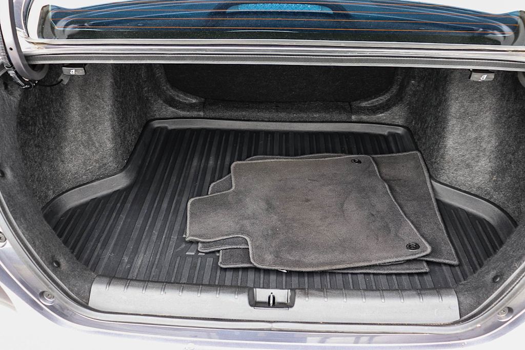 Thumbnail: 2019 Honda Insight - 16