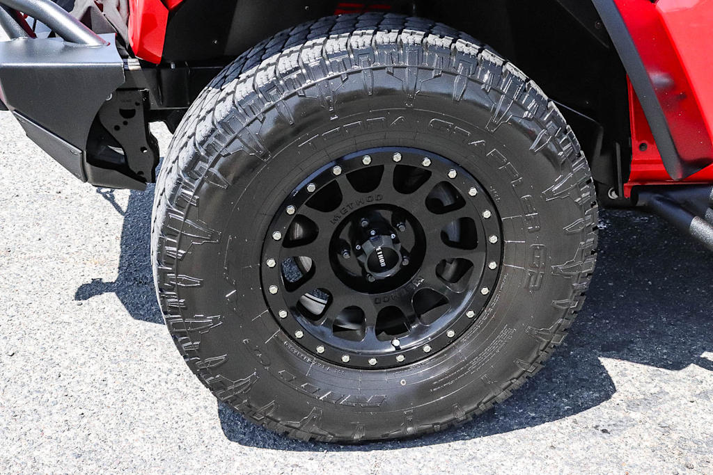 Thumbnail: 2018 Jeep Wrangler - 22