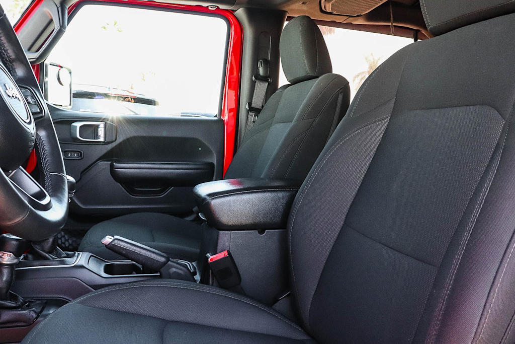 Thumbnail: 2018 Jeep Wrangler - 11