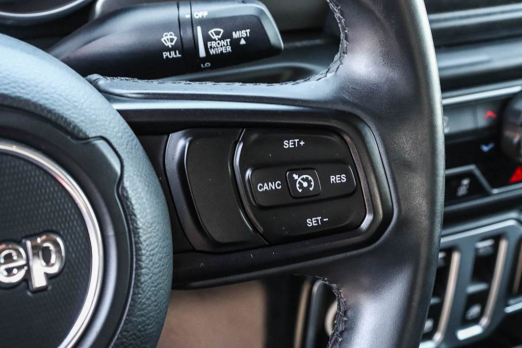 Thumbnail: 2018 Jeep Wrangler - 27
