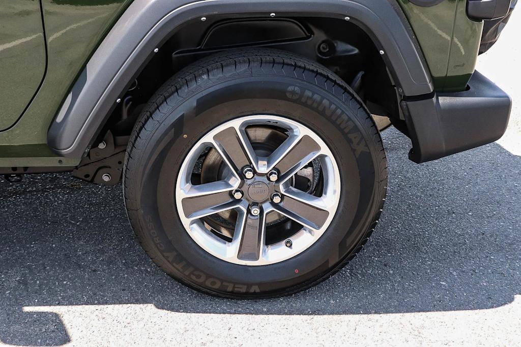 Thumbnail: 2023 Jeep Wrangler - 19